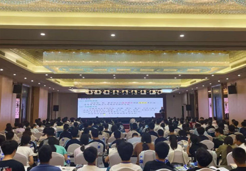 稷下星辉映金榜，云帆高张启新程！2025级开学盛典&middot;序章&mdash;&mdash;记无锡金榜高级中学开学第一课